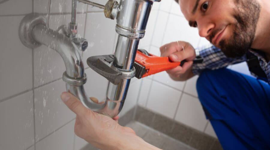 Local tankless water heater installation in Elk Creek, NE